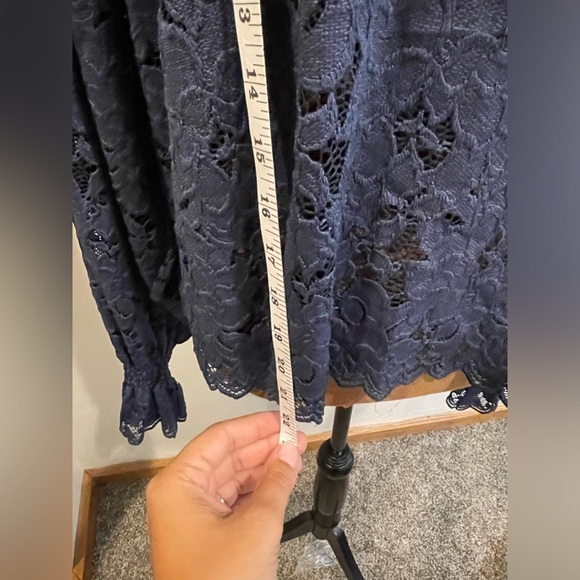 Free people M navy Olivia Lace Top Blouse - Picture 7 of 10
